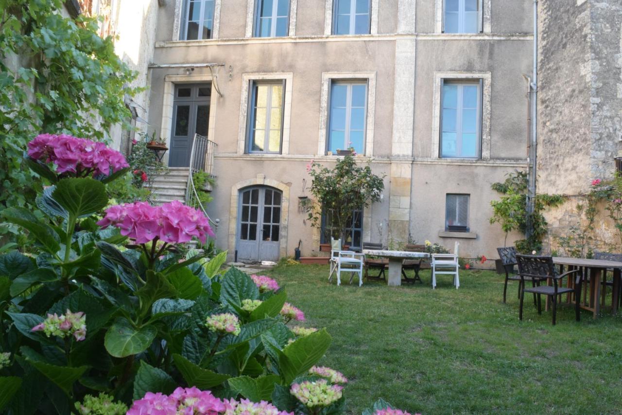 Chambres D'Hotes Cote Halles Pamproux Kültér fotó