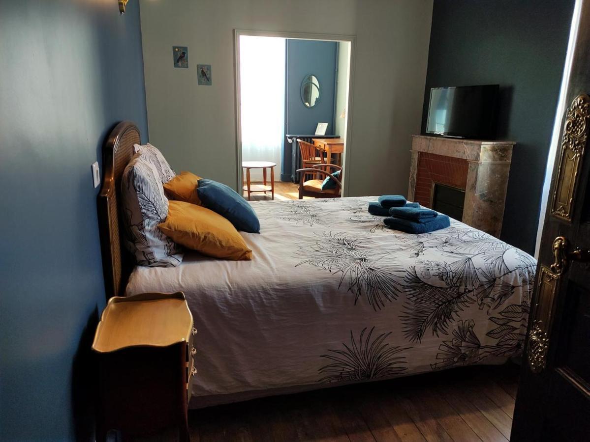 Chambres D'Hotes Cote Halles Pamproux Kültér fotó